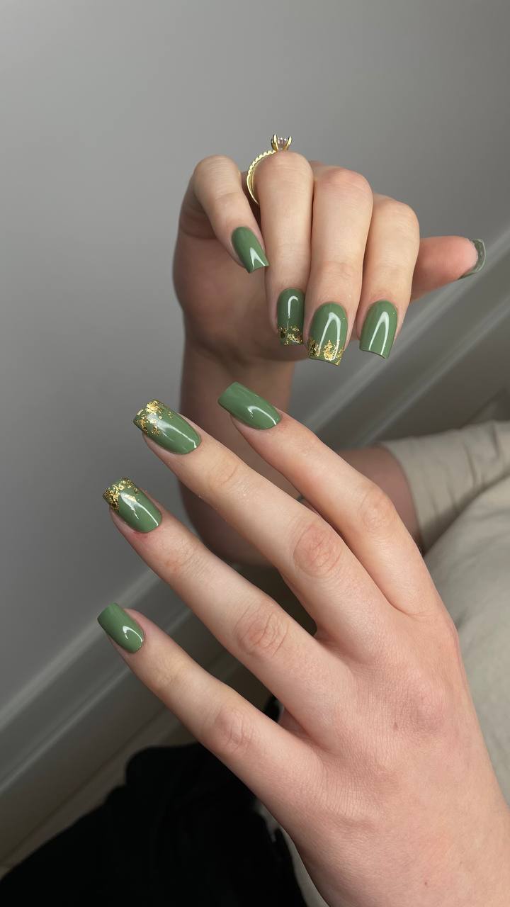 Manicure hybrydowy ze zdobieniem